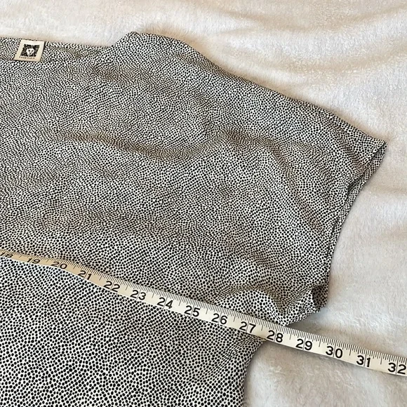 Anne Klein Graceful Bateau Neckline Blouse - Picture 7 of 13